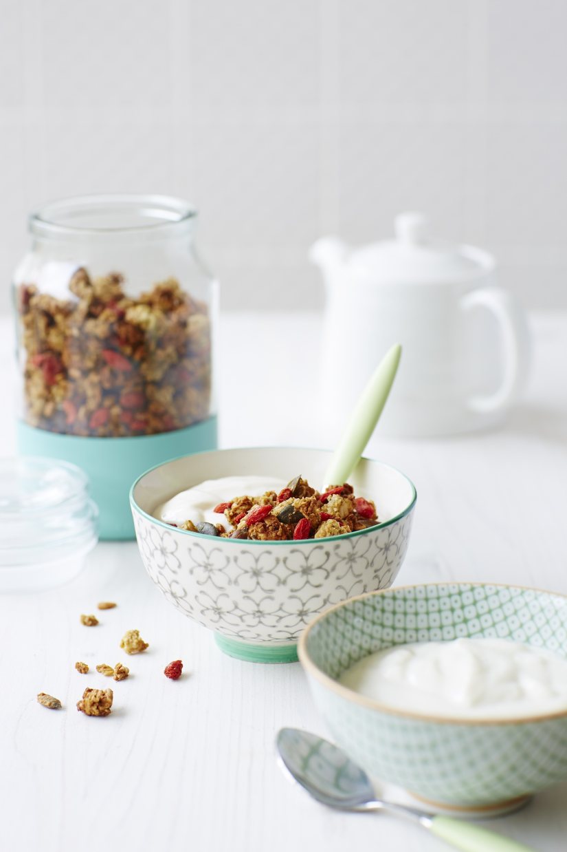 Soya Yoghurt with Coconut topped with Pear and Seed Granola Recipe: Veggie