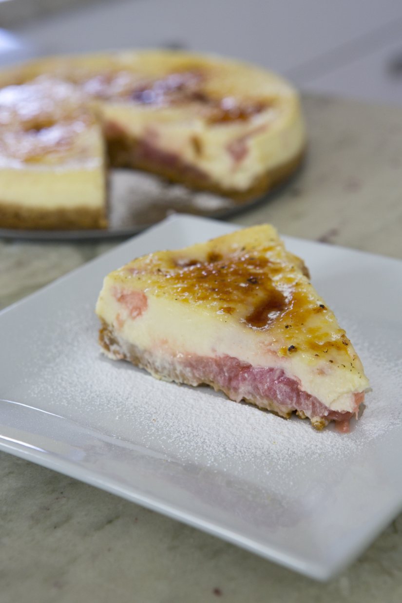 Rhubarb Brulee Cheesecake Recipe: Veggie