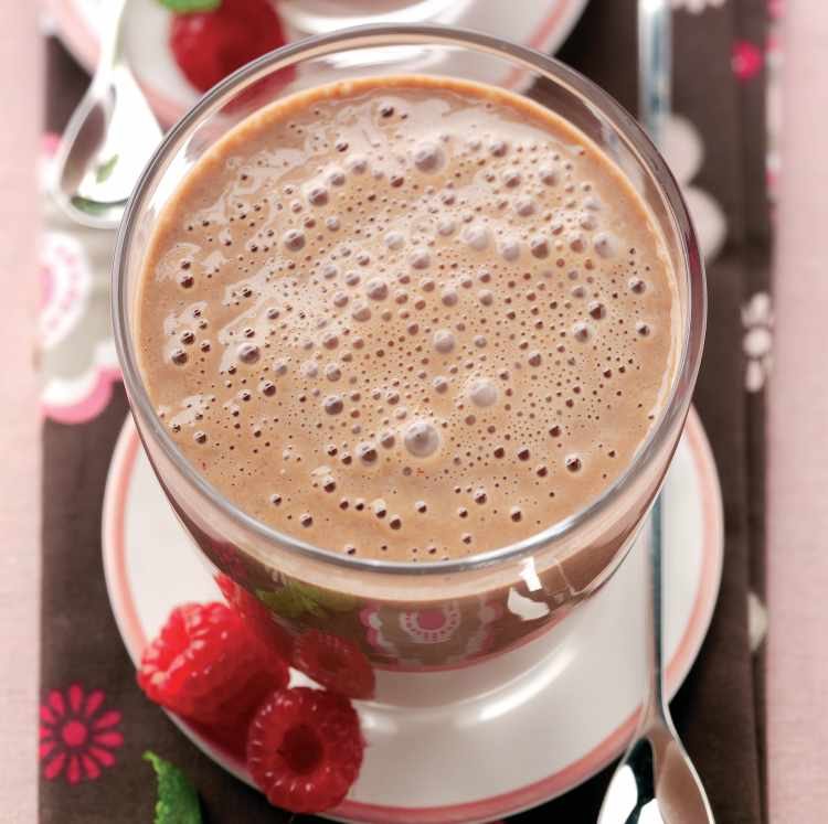 Hot Chocolate & Raspberry Breakfast Shake Recipe: Veggie