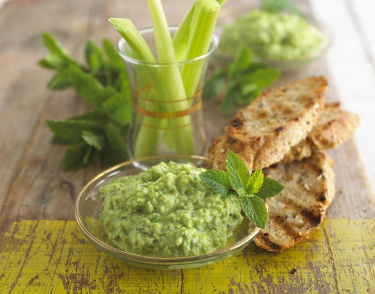 Pea and Mint Houmous