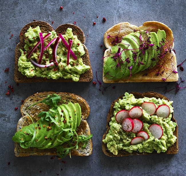 Smashed Avocado and Lime Toasts