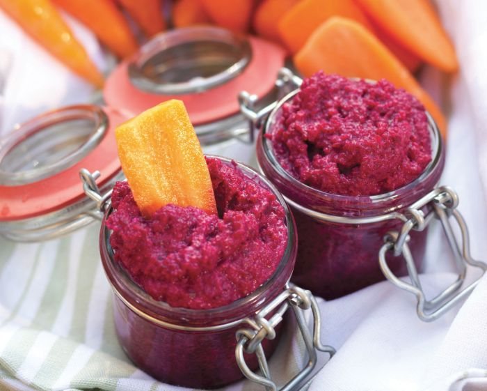 Beetroot Hummus Recipe: Veggie Magazine