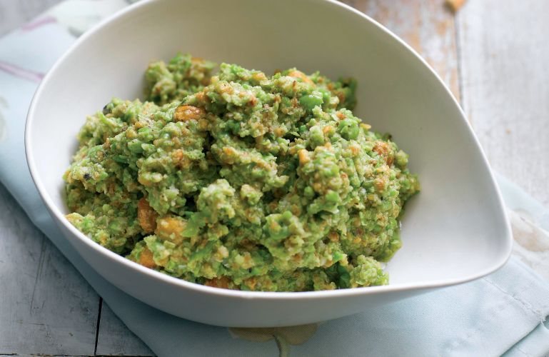 Pea, Pecorino and Hazelnut Pesto Dip Recipe: Veggie Magazine
