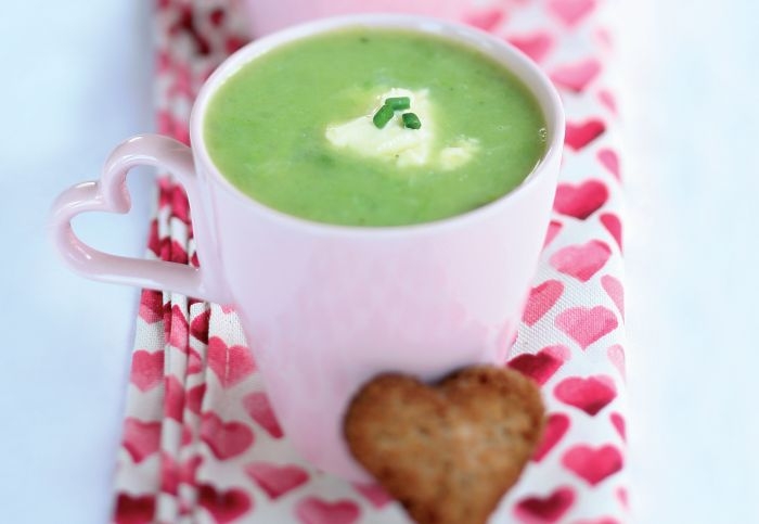 Pea and Roasted Garlic Soup