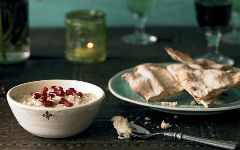 Smokey Aubergine Dip with Toasted Flatbreads Recipe: Veggie Magazine