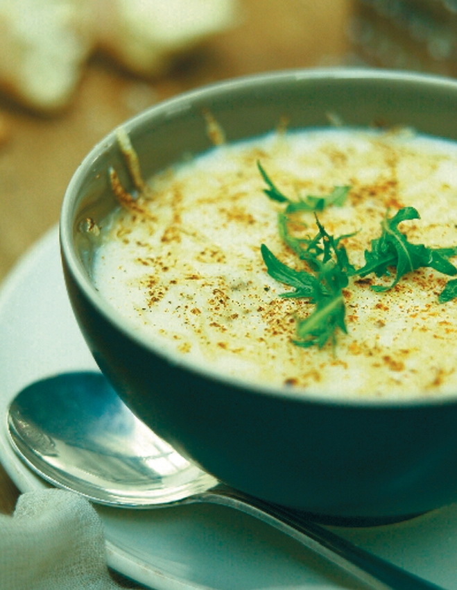 Grilled Cauliflower and Low-fat Cheese Soup