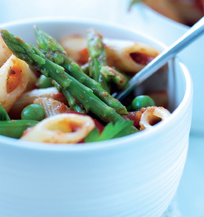 Summer Vegetable Penne with Asparagus and Peas Recipe: Veggie
