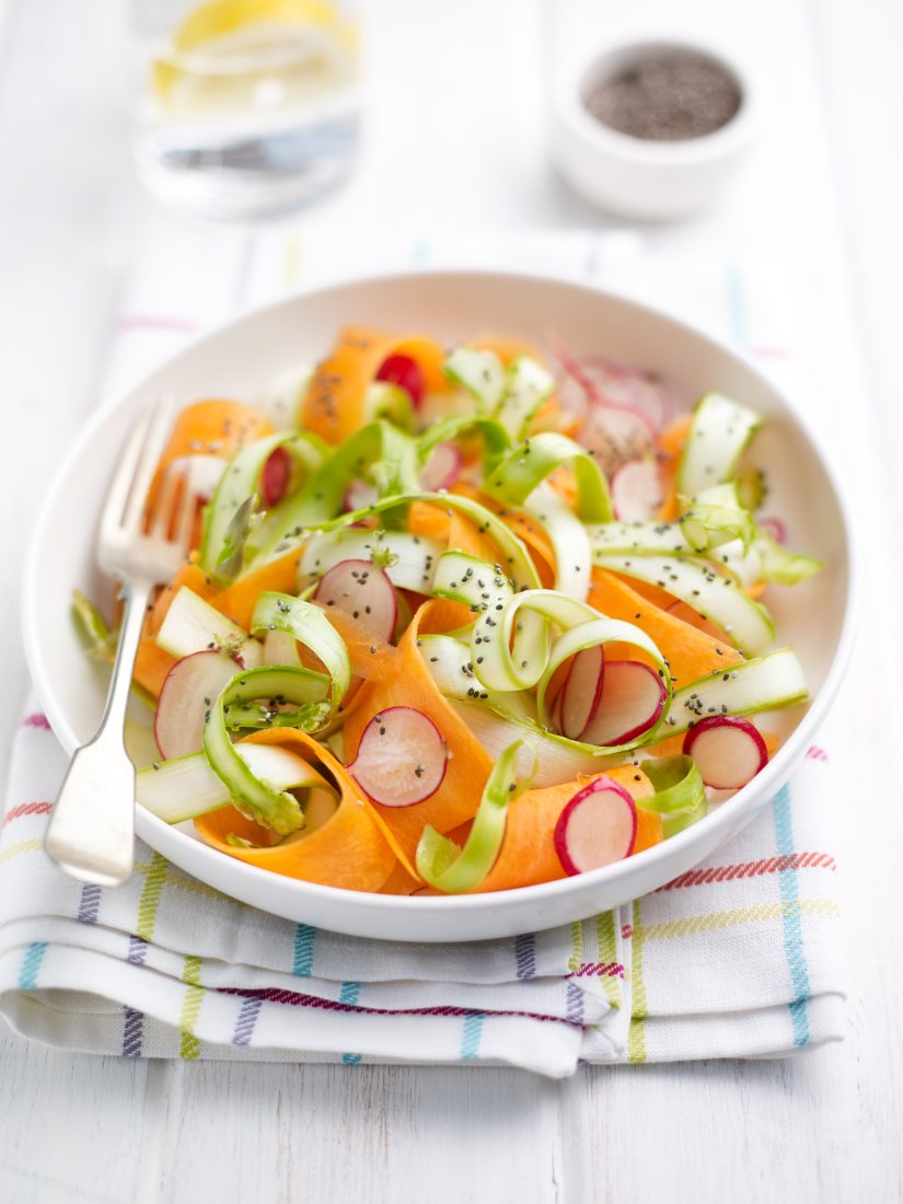 Raw British Asparagus, Carrot & Chia Salad Recipe: Veggie