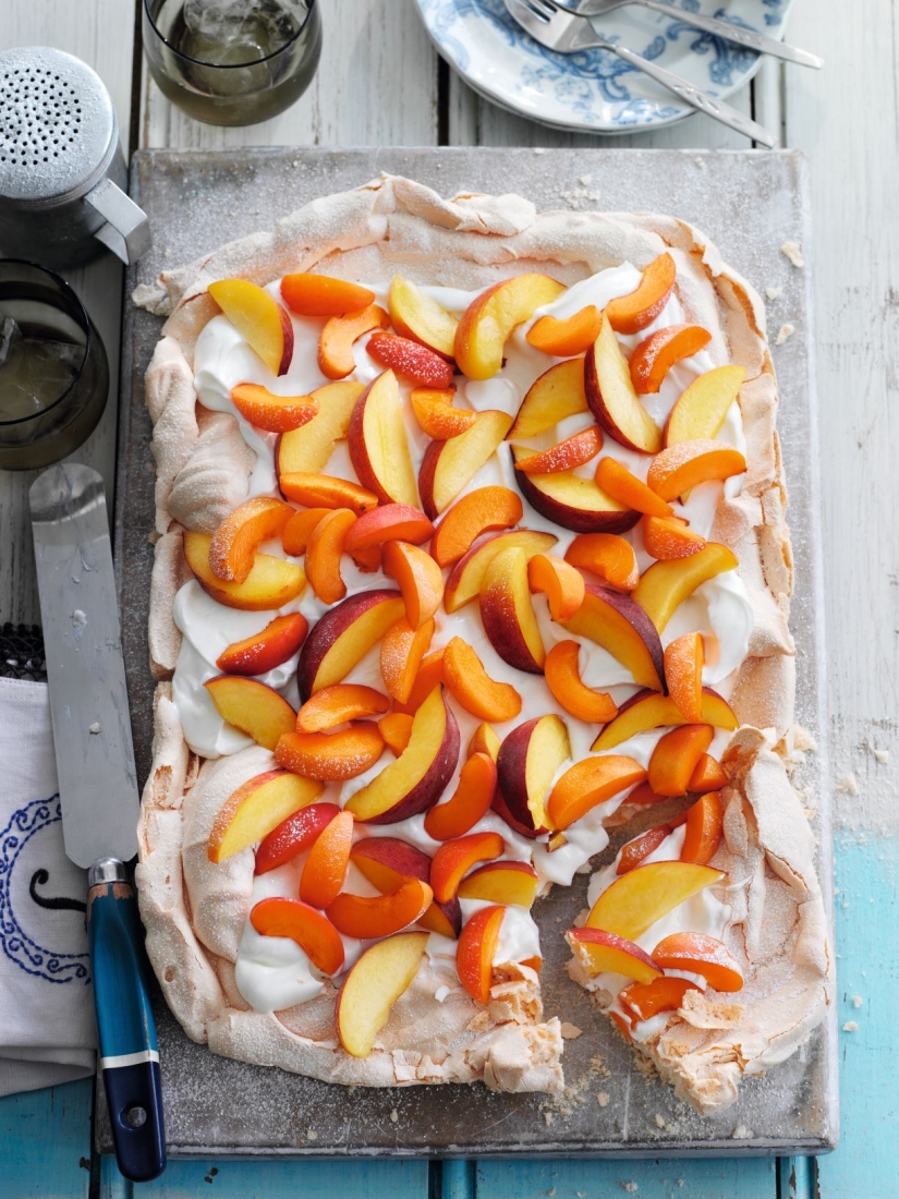 Apricot & Peach Meringue Tray Bake